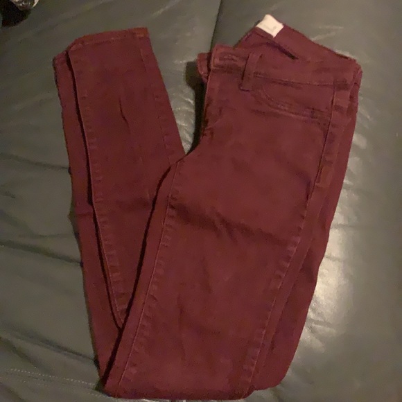Maroon stretch jean - Picture 6 of 6